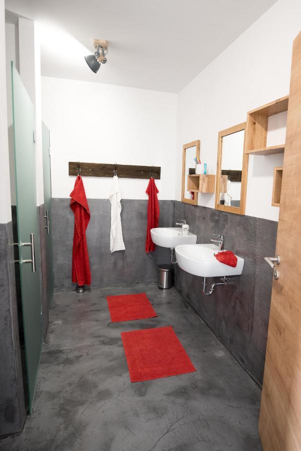 Hisa Sonca Toti Breg Guest House Svecina Eksteriør bilde